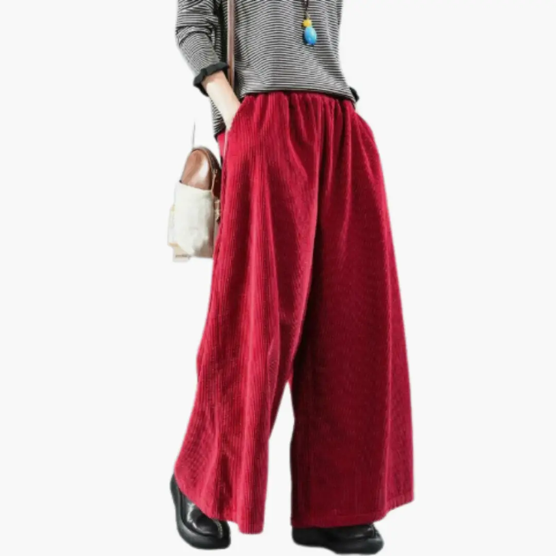 Women's straight-leg corduroy trousers with button closure in red