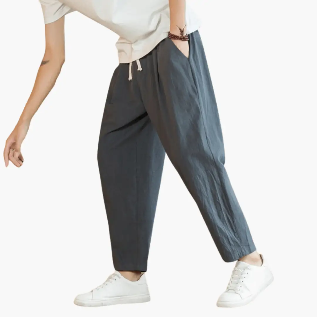 Comfortable pants for men, dark blue drawstring leisure trousers with pockets