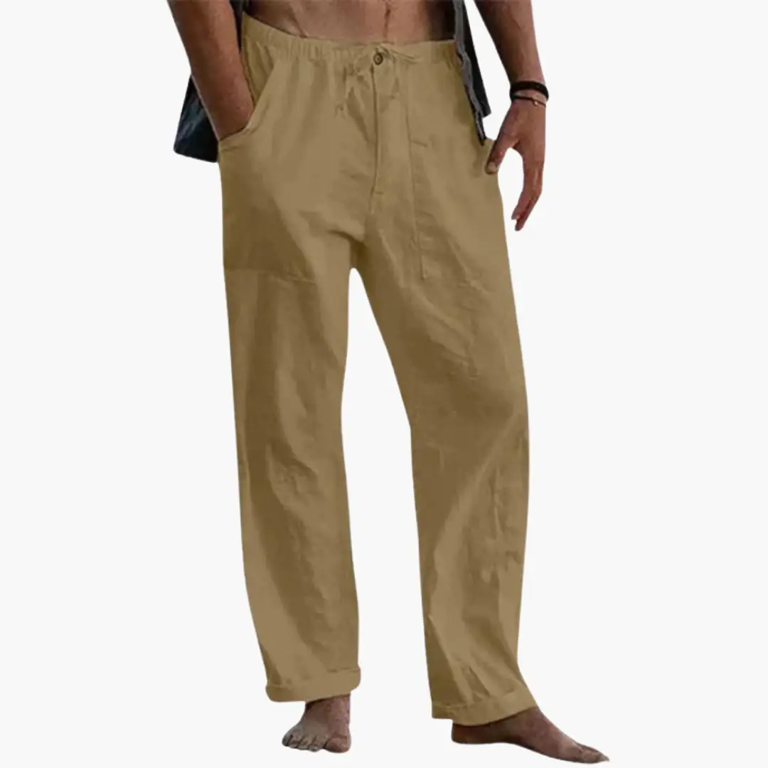 Wilfred Smith leisure pants for men, khaki relaxed-fit trousers with a comfortable waistband.