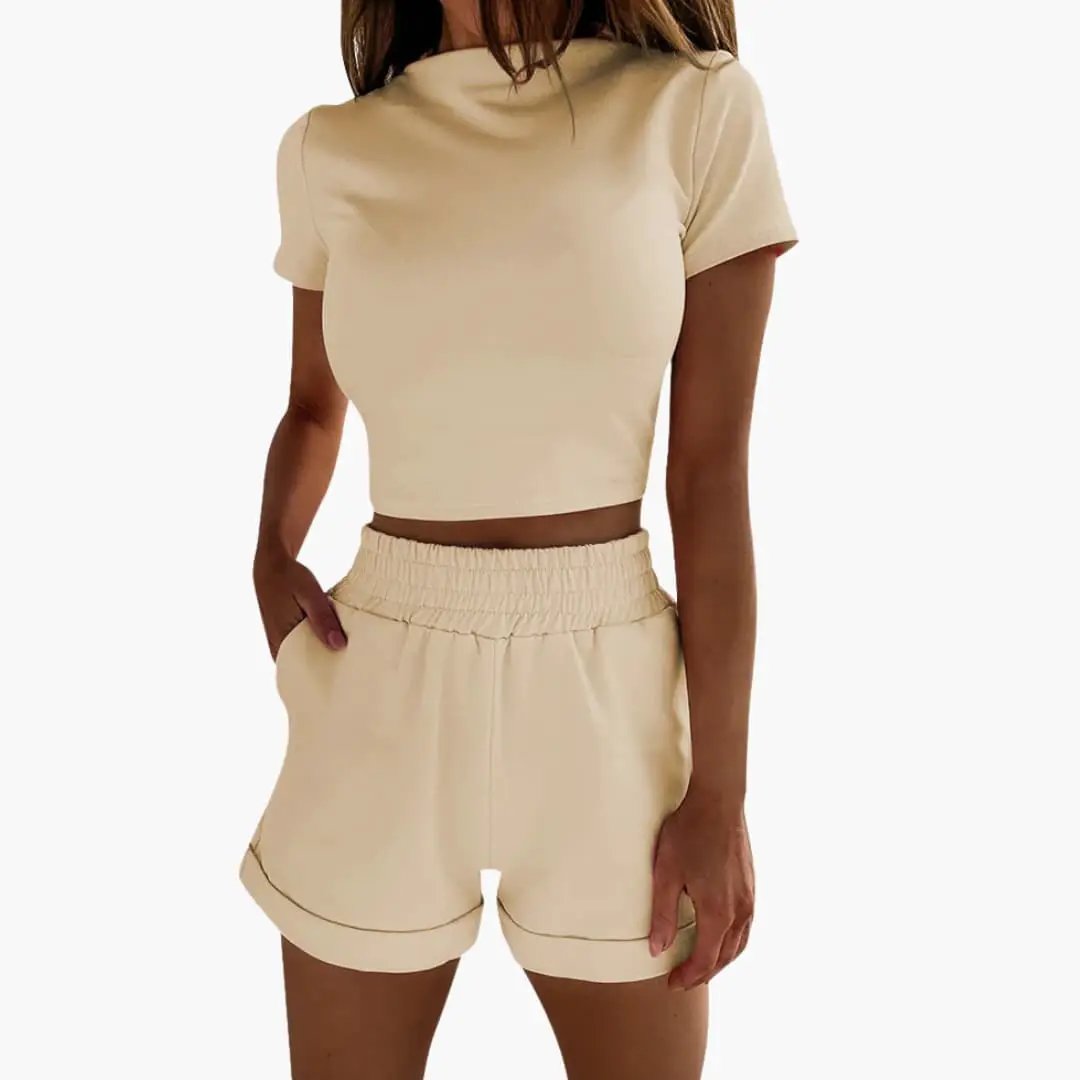 Women's crop top and shorts two-piece set, beige; short-sleeve top and elastic-waist shorts