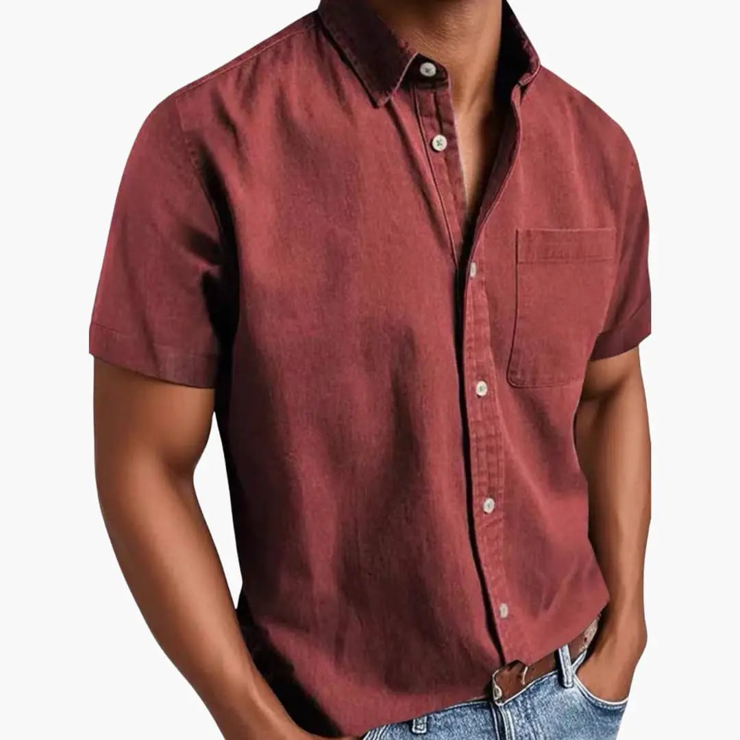 Men's burgundy short-sleeve shirt with chest pocket for spring and summer