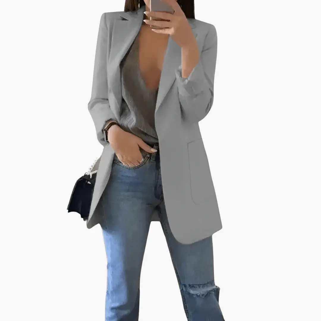 Women’s blazer by Wilfred Smith, light gray open-front jacket with long sleeves.