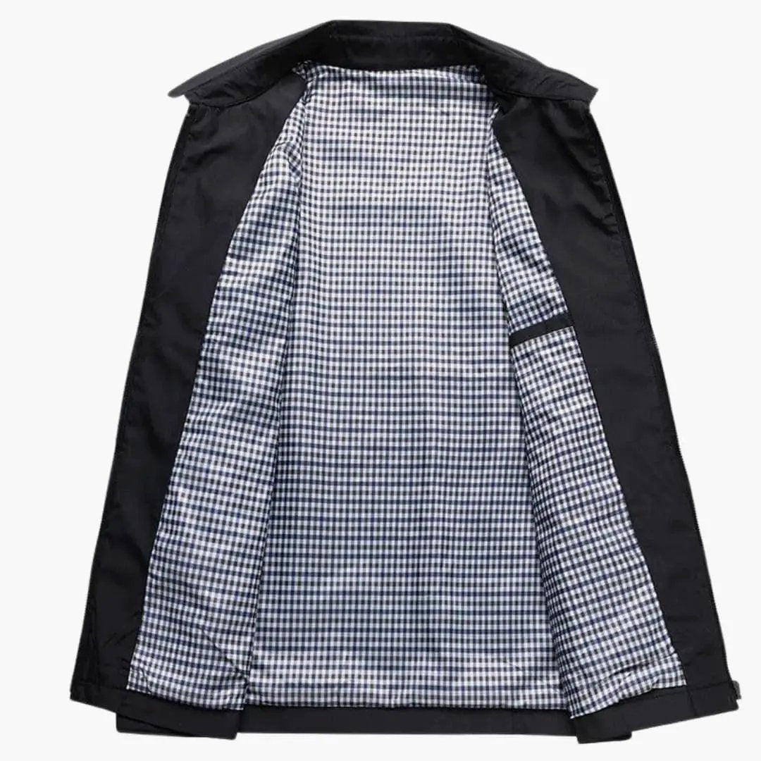 Men's jacket with shirt collar, black exterior and blue-white checkered lining, zipper closure