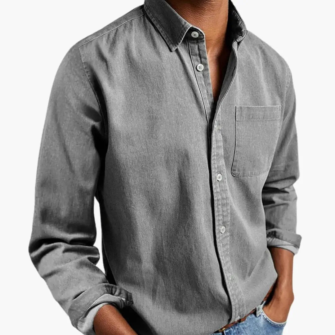 Men's Relaxed Fit Long Sleeve Button-Down Shirt in gray with chest pocket