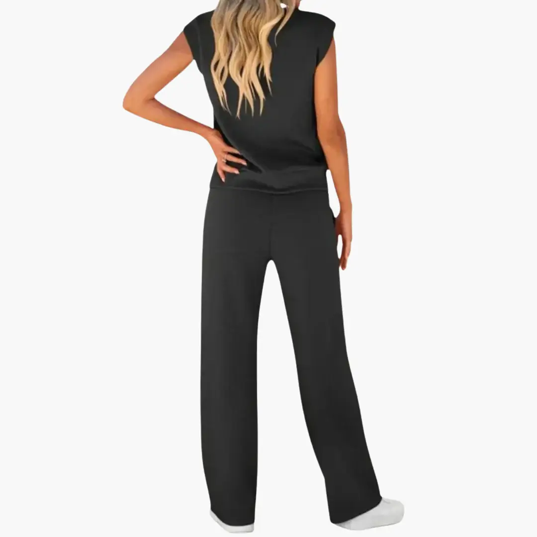 Women's Co-Ord Set in black with relaxed-fit top and wide-leg pants, short sleeves