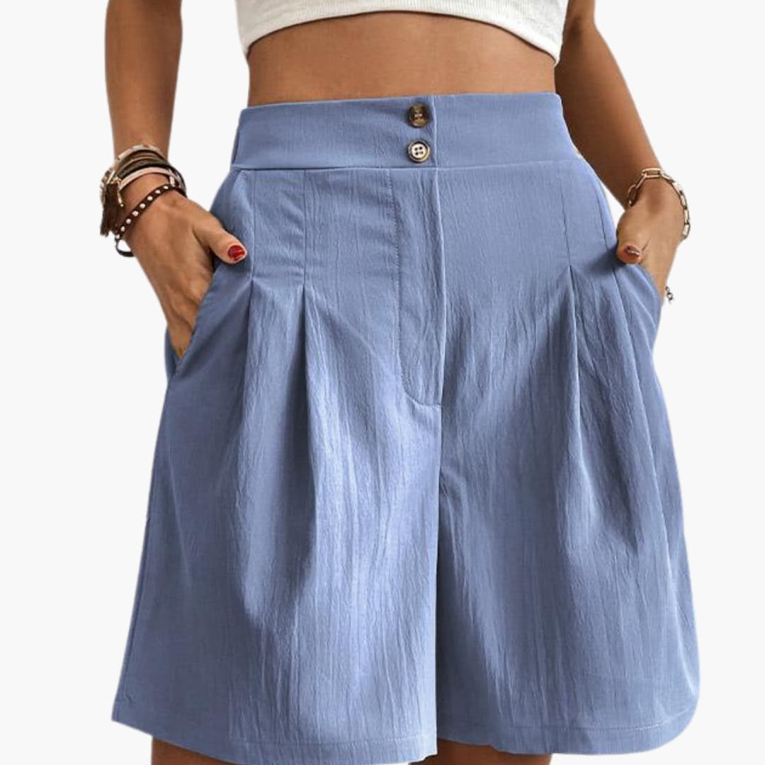 Women's high-rise wide-leg shorts with side pockets in blue, front-pleated