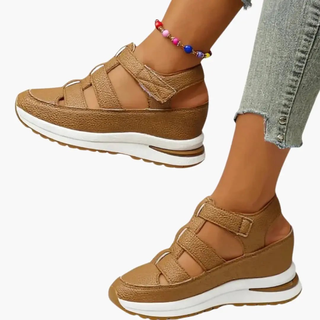 Women's platform sandals with adjustable straps and cushioned sole in tan