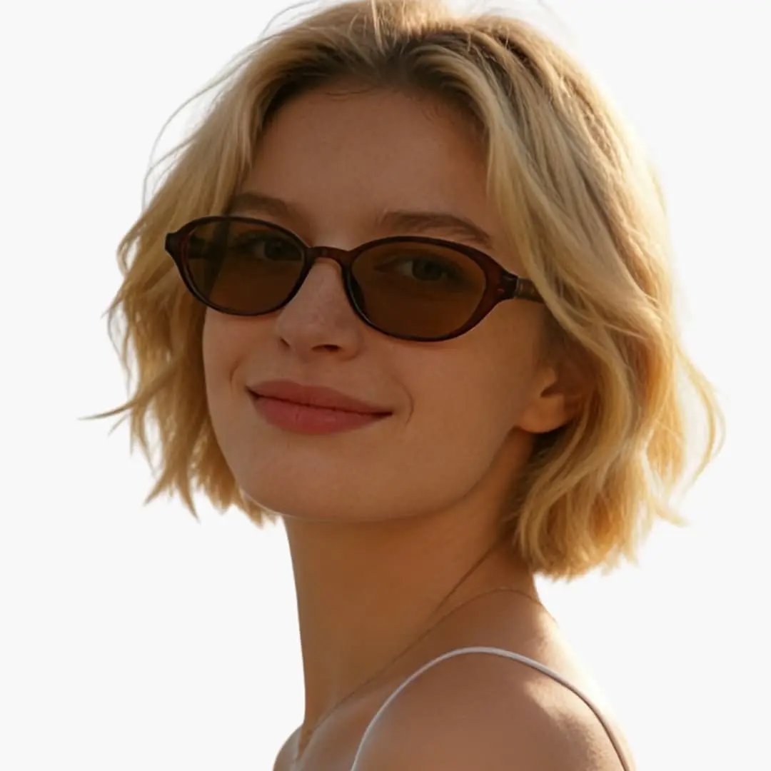 Women's sunglasses with oval tortoiseshell frame and UV400 brown lenses